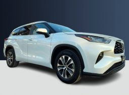 Toyota Highlander XLE 2023