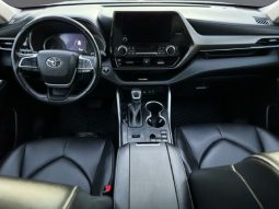 Toyota Highlander XLE 2023 full